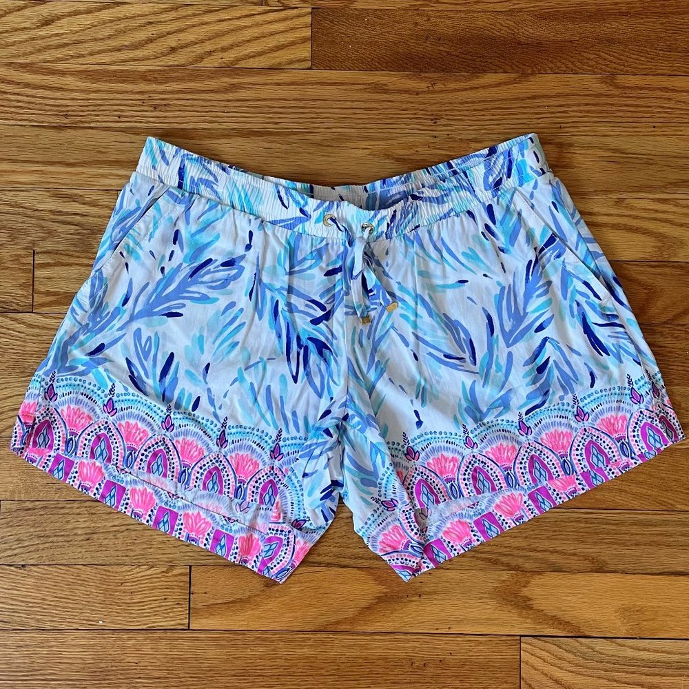 Lilly Pulitzer White Katia Shorts Size Medium